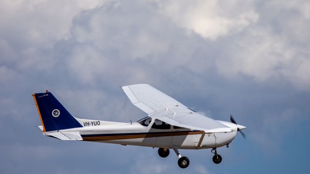 Cessna Skyhawk (VH-YUO)