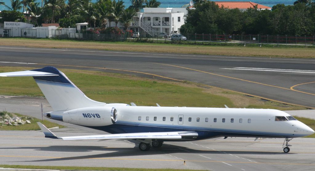 Bombardier Global Express (N6VB)
