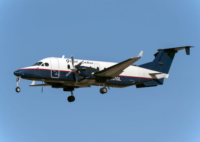 Beechcraft 1900 (N261GL)