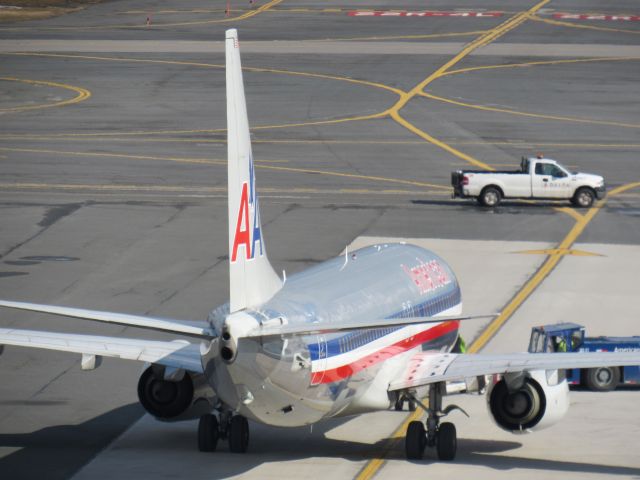 Boeing 737-800 (N919NN)