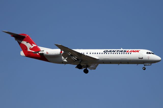 Fokker 100 (VH-NHZ) - on 13 November 2018