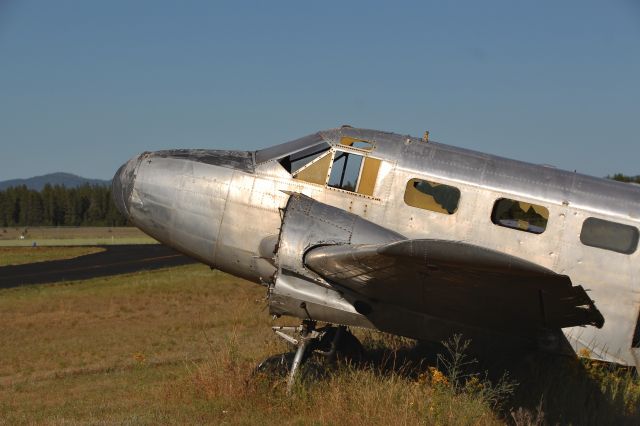 Beechcraft 18 (C-FDWS) - This old C-45 Expeditor has been sitting at Deer Park for decades. It used to be painted orange and equipped with floats. 