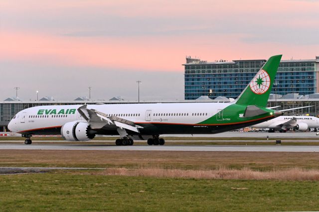 BOEING 787-10 Dreamliner (B-17801)