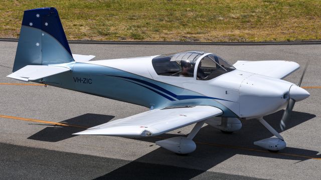 Vans RV-7 (VH-ZIC)