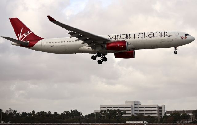 Airbus A330-300 (G-VGEM)