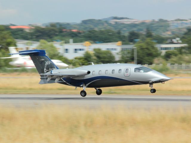 Piaggio P.180 Avanti (D-IVIN)