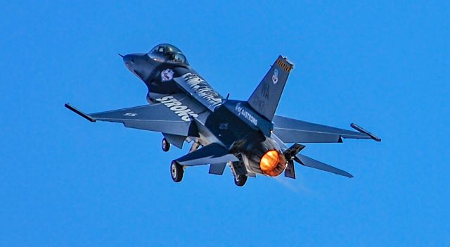 Lockheed F-16 Fighting Falcon (90-0747) - 90-0747 F-16C Fighting Falcon "Vegas STRONG" - Aviation Nation 2017 br /br /Las Vegas - Nellis AFB (LSV / KLSV)br /USA - Nevada, November 11, 2017br /Photo: TDelCoro