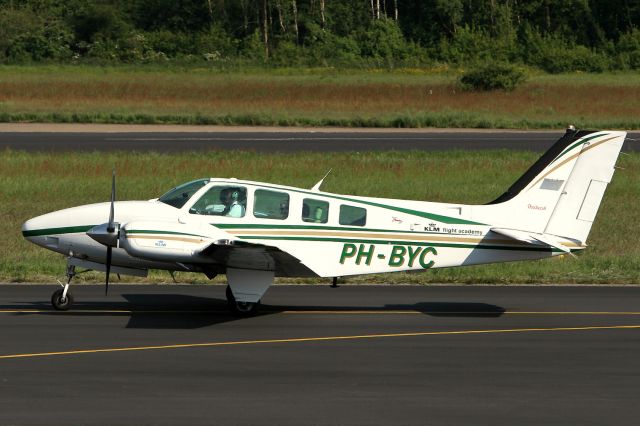 Beechcraft Baron (58) (PH-BYC)