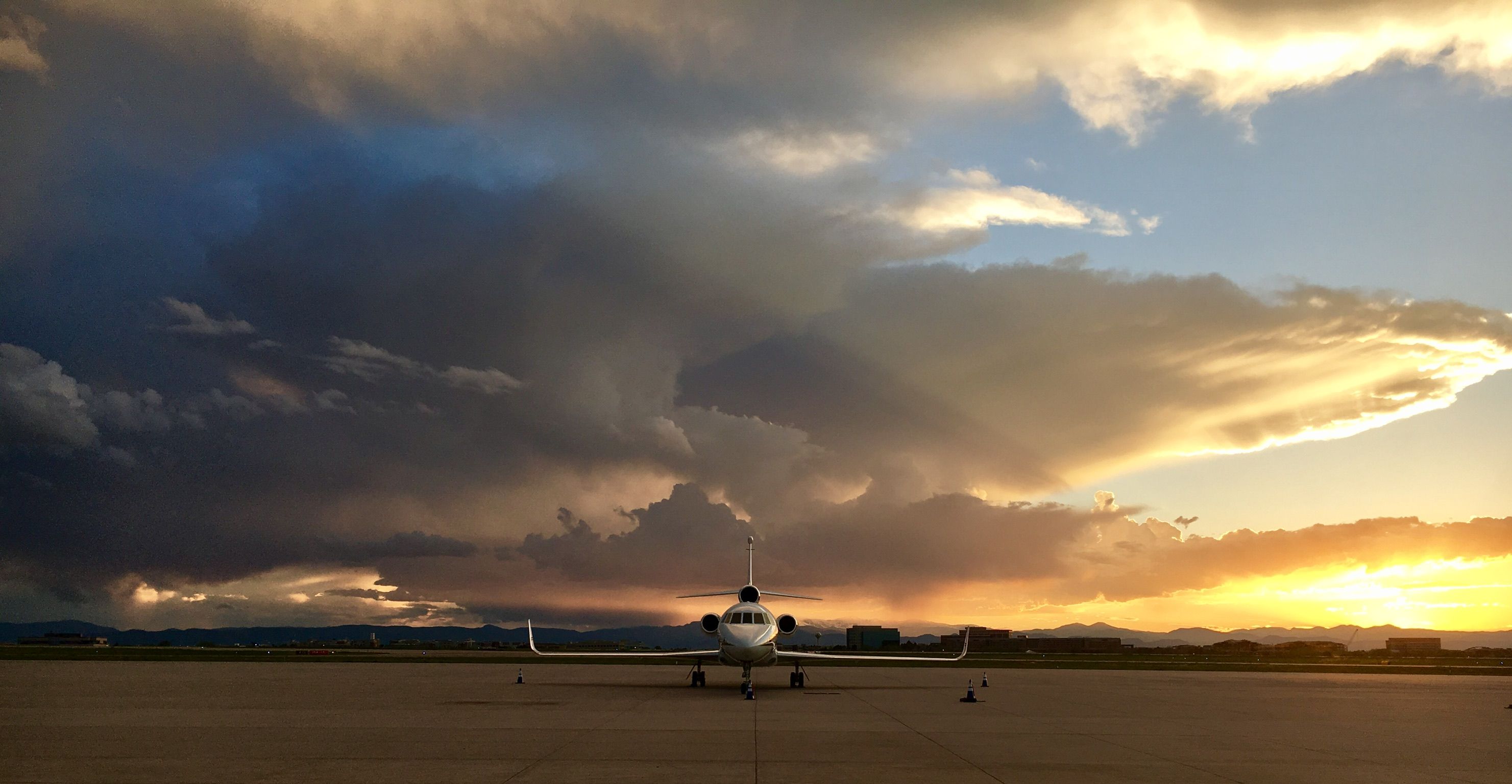 Dassault Falcon 900 — - Modern-Aviation Ramp