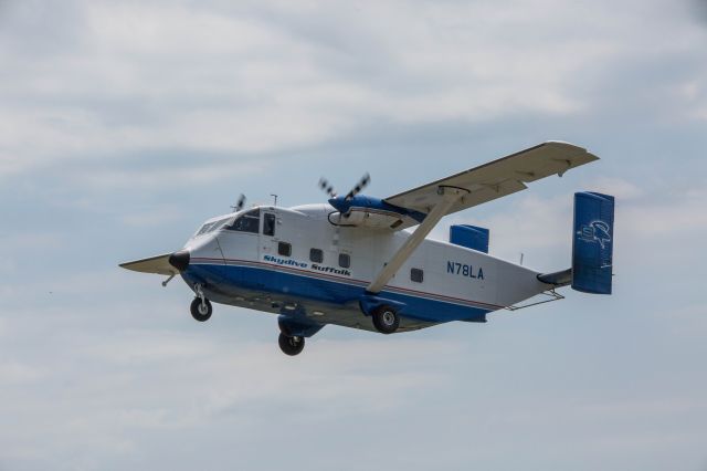 Experimental 100kts-200kts (N78LA) - Short Skyvan on takeoff from Sussex Airport in New Jersey with a group of skydivers on June 24, 2016.