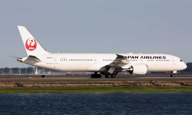 Boeing 787-9 Dreamliner (JA862J)