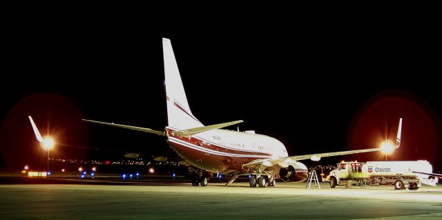 Boeing 737-700 (N800KS) - This BBJ made an unexpected stop at our airport