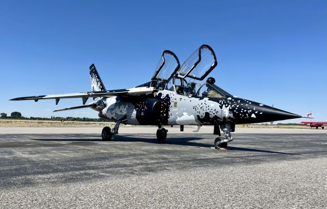 DASSAULT-BREGUET/DORNIER Alpha Jet (N572AJ)