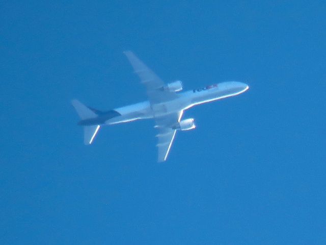 Boeing 757-200 (N989FD)