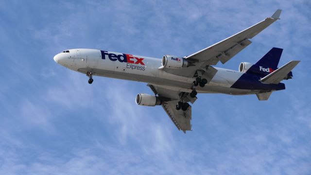 Boeing MD-11 (N589FE)