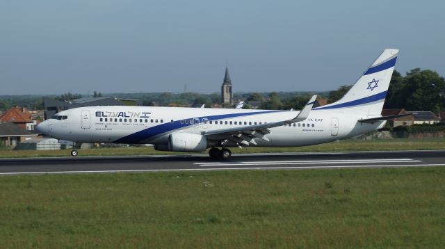 Boeing 737-800 (4X-EKF)