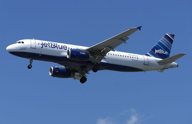 Airbus A320 (N789JB)