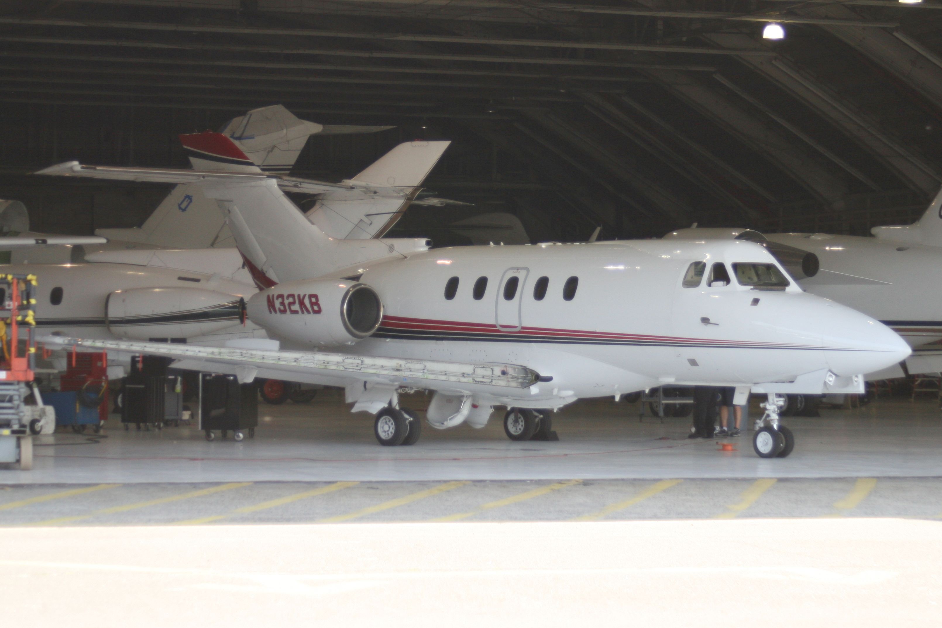 Hawker Siddeley HS-125-400 (N32KB) - 07-Jun-07