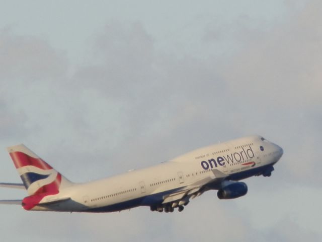 Boeing 747-400 (G-CIVL)