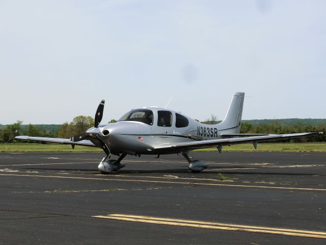 Cirrus SR-22 (N363SR)