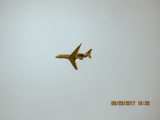 Canadair Challenger 350 (N797KC)