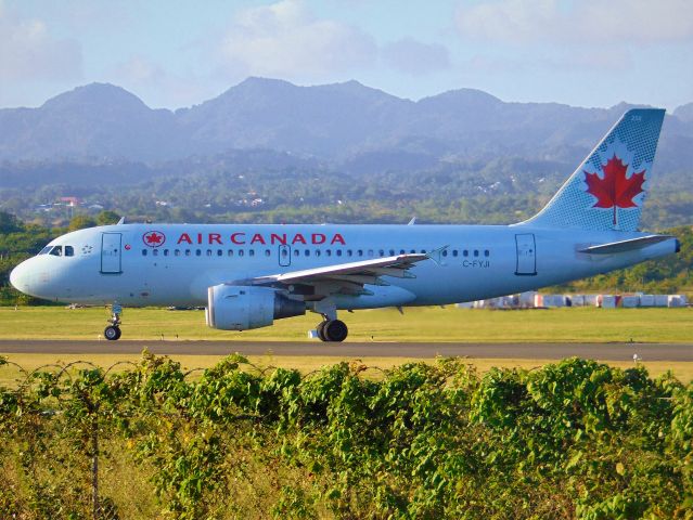 Airbus A319 (C-FYJI)