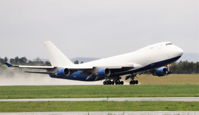 Boeing 747-400 (A6-GGP) - dubai air wing b747-412f a6-ggp dep shannon for japan with horses 29/7/20.