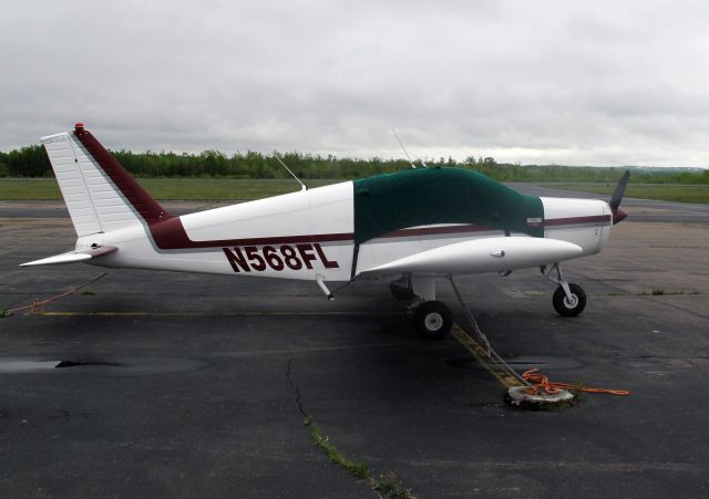 Piper Cherokee (N568FL)