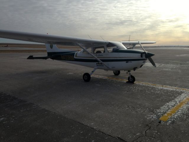 Cessna Skyhawk (N433RM)