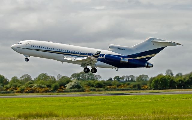 Boeing 727-100 (N606DH) - b727 n606dh dep shannon.