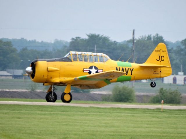 North American T-6 Texan (N9805C)