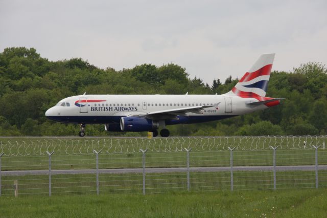 Airbus A319 (G-EUOE)