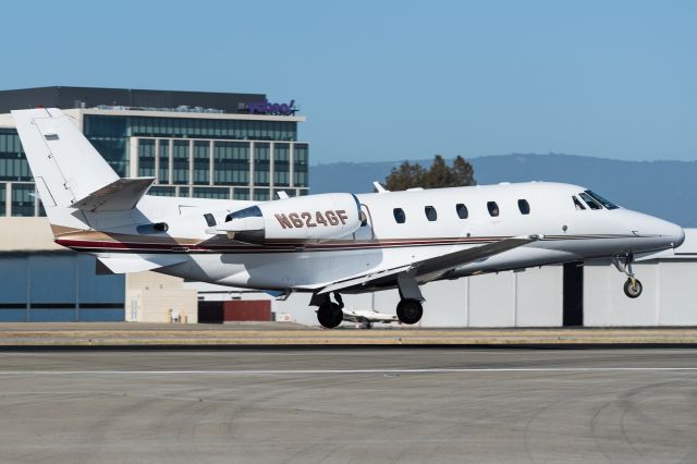 Cessna Citation Excel/XLS (N624GF)
