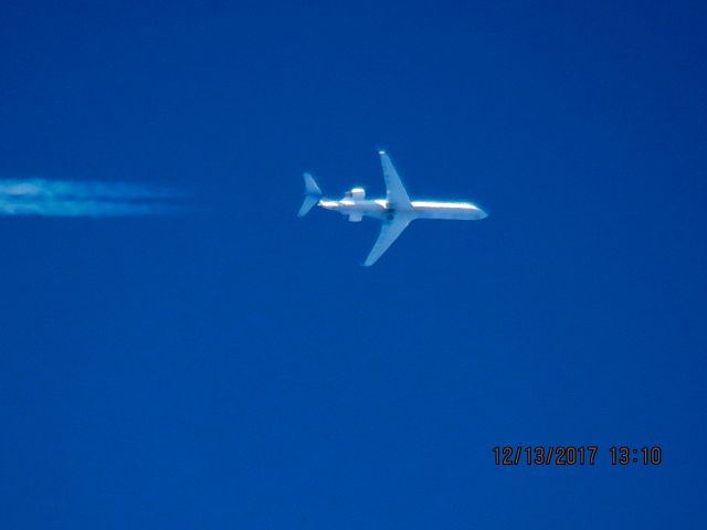 Canadair Regional Jet CRJ-700 (N152GJ)