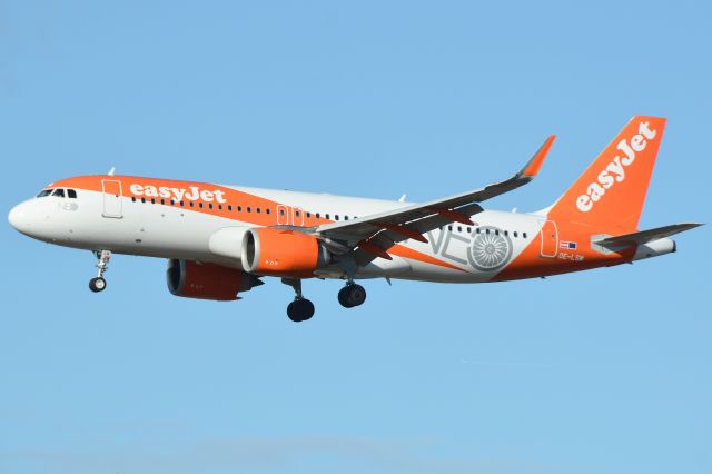 Airbus A320neo (OE-LSM) - Kystvejen RWY22L