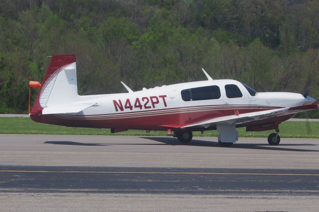 Mooney M-20 (N442PT)