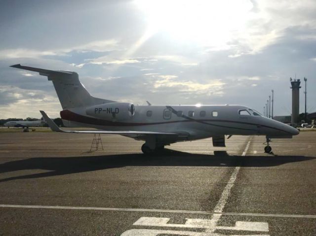 Embraer Phenom 300 (PP-NLD)