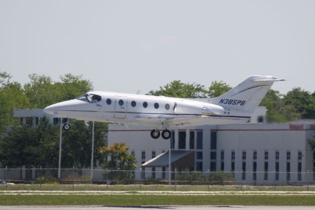 Beechcraft Beechjet (N385PB) - Beechcraft Beechjet (N385PB) arrives on Runway 32 at Sarasota-Bradenton International Airport following a flight from Cleveland-Hopkins Airport