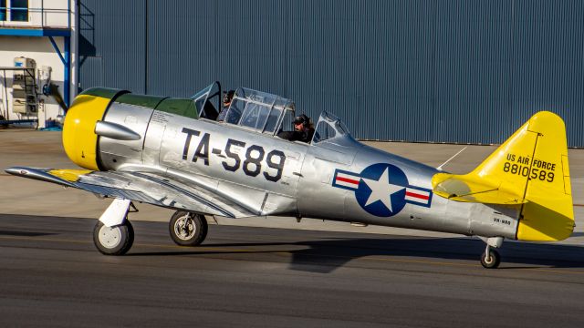 North American T-6 Texan (VH-NRO)