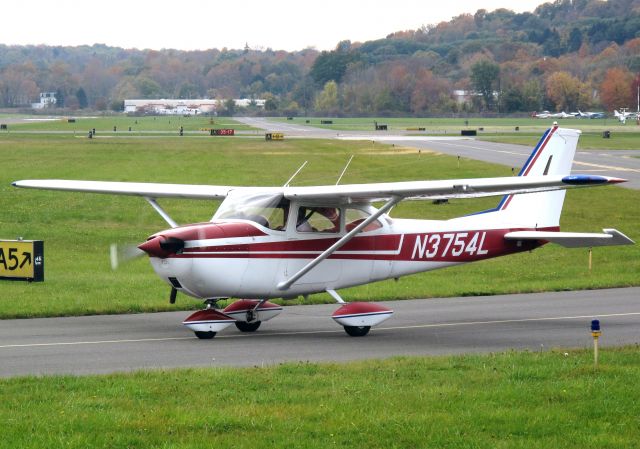 Cessna Skyhawk (N3754L)