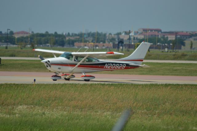 Cessna Skylane (N20929) - Conducting a full power test prior to departure KFSD - 6-25-2012