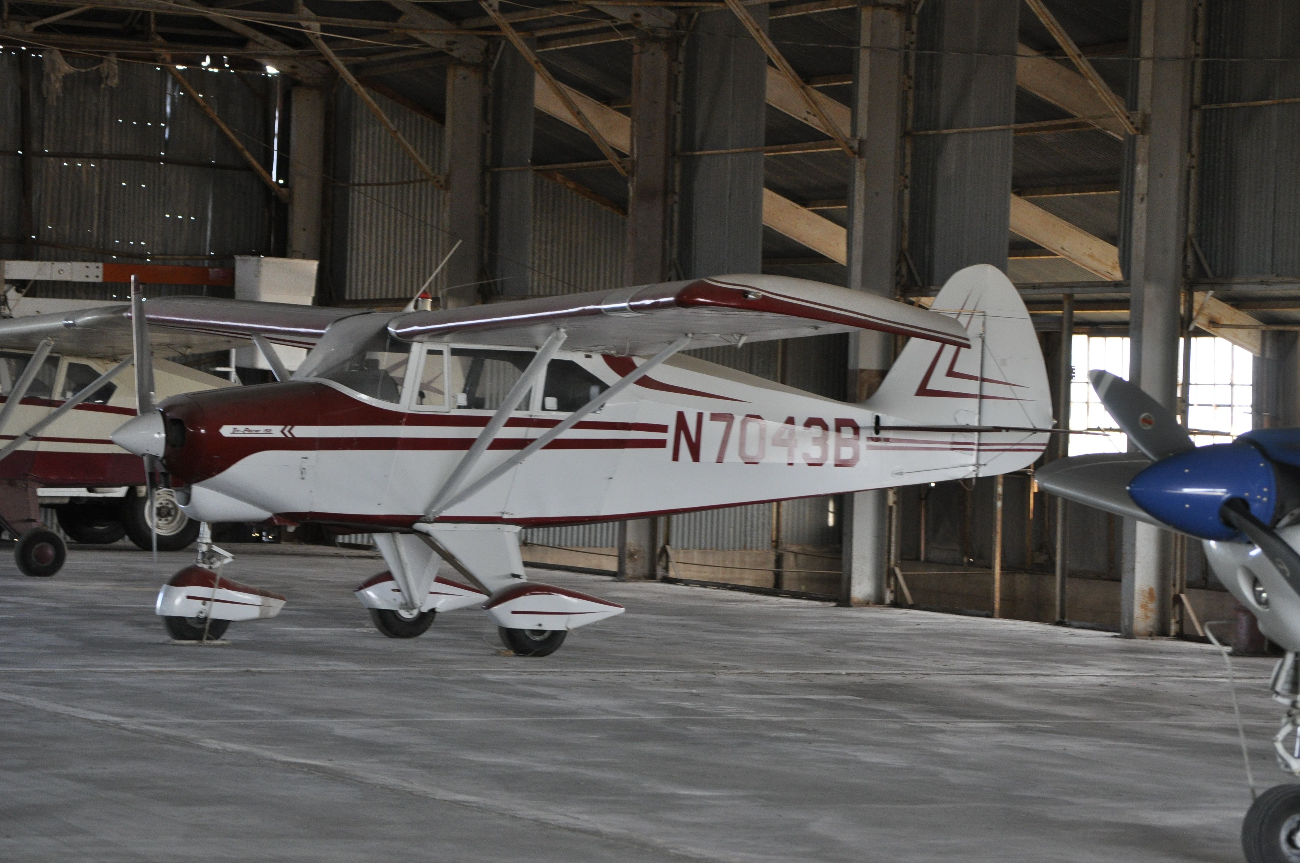 Piper PA-22 Tri-Pacer (N7043B)