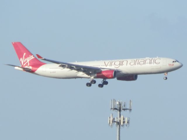 Airbus A330-300 (G-VSXY)