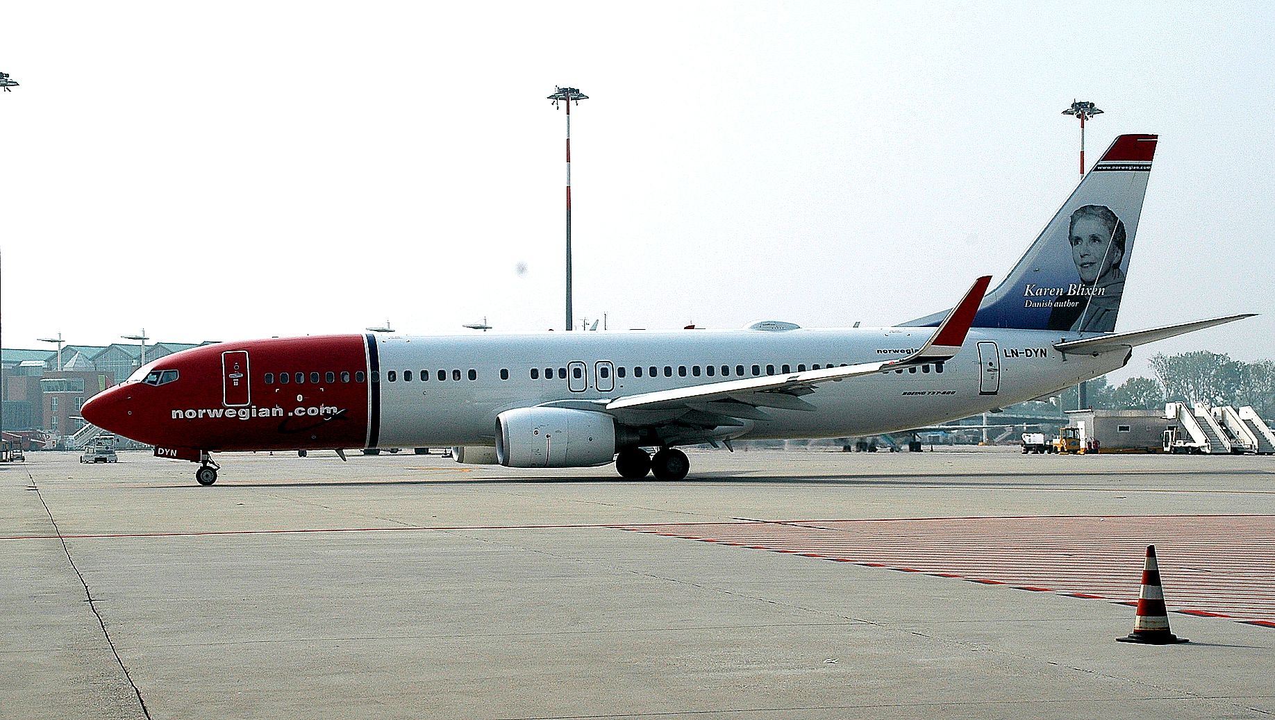 Boeing 737-800 (LN-DYN) - VENISE, AÉROPORT, MARCO POLO, 6 OCTOBRE 2012