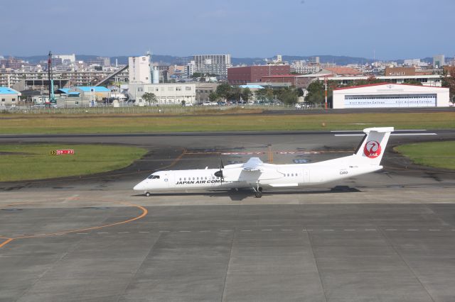de Havilland Dash 8-400 (JA841C)
