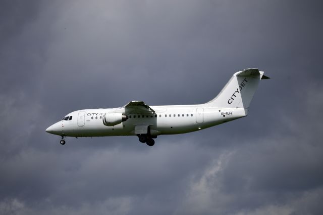 Avro Avroliner (RJ-85) (EI-RJH) - Cityjet Avro RJ85 (EI-RJH) CDG - NCL route. (Photo May 2016)