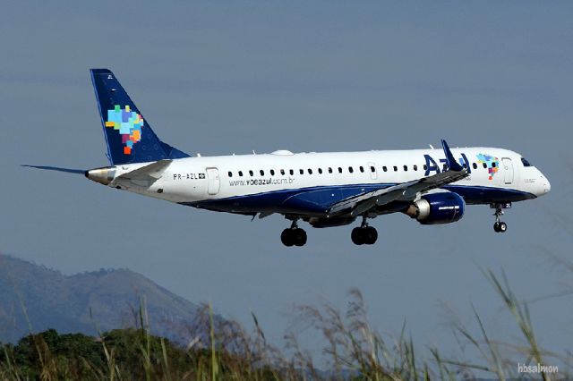 Embraer ERJ-190 (PR-AZL)