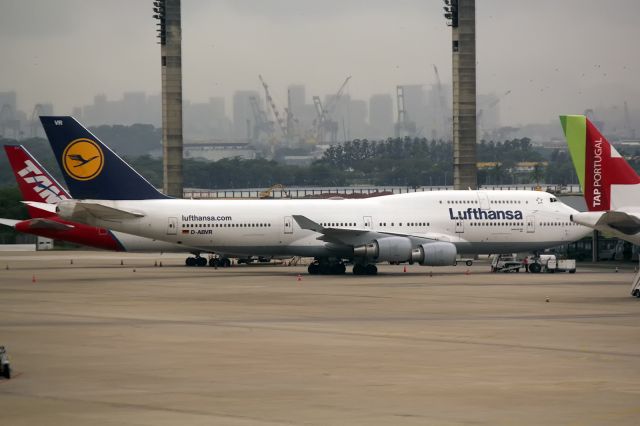 Boeing 747-200 (D-ABVR)