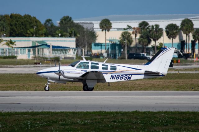 N1889W — - From the observation area at KFXE.  Taxiing for takeoff