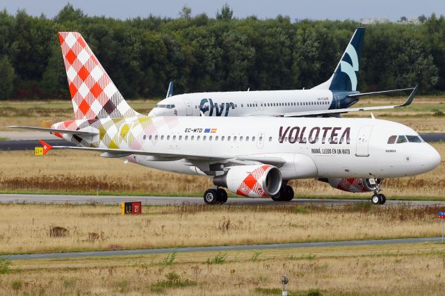 Airbus A319 (EC-MTD)